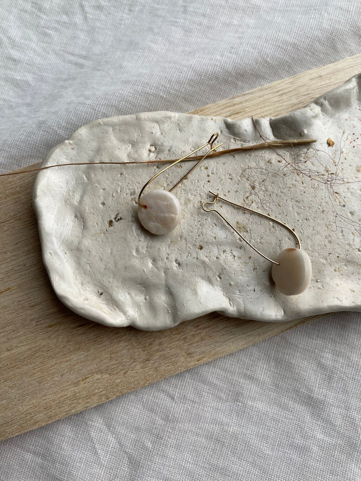 Amelie ~ Grained Necklace Tray